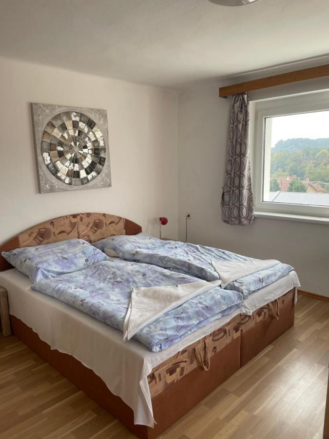 Hotel Penzion Fontána Náměšť nad Oslavou Esterno foto