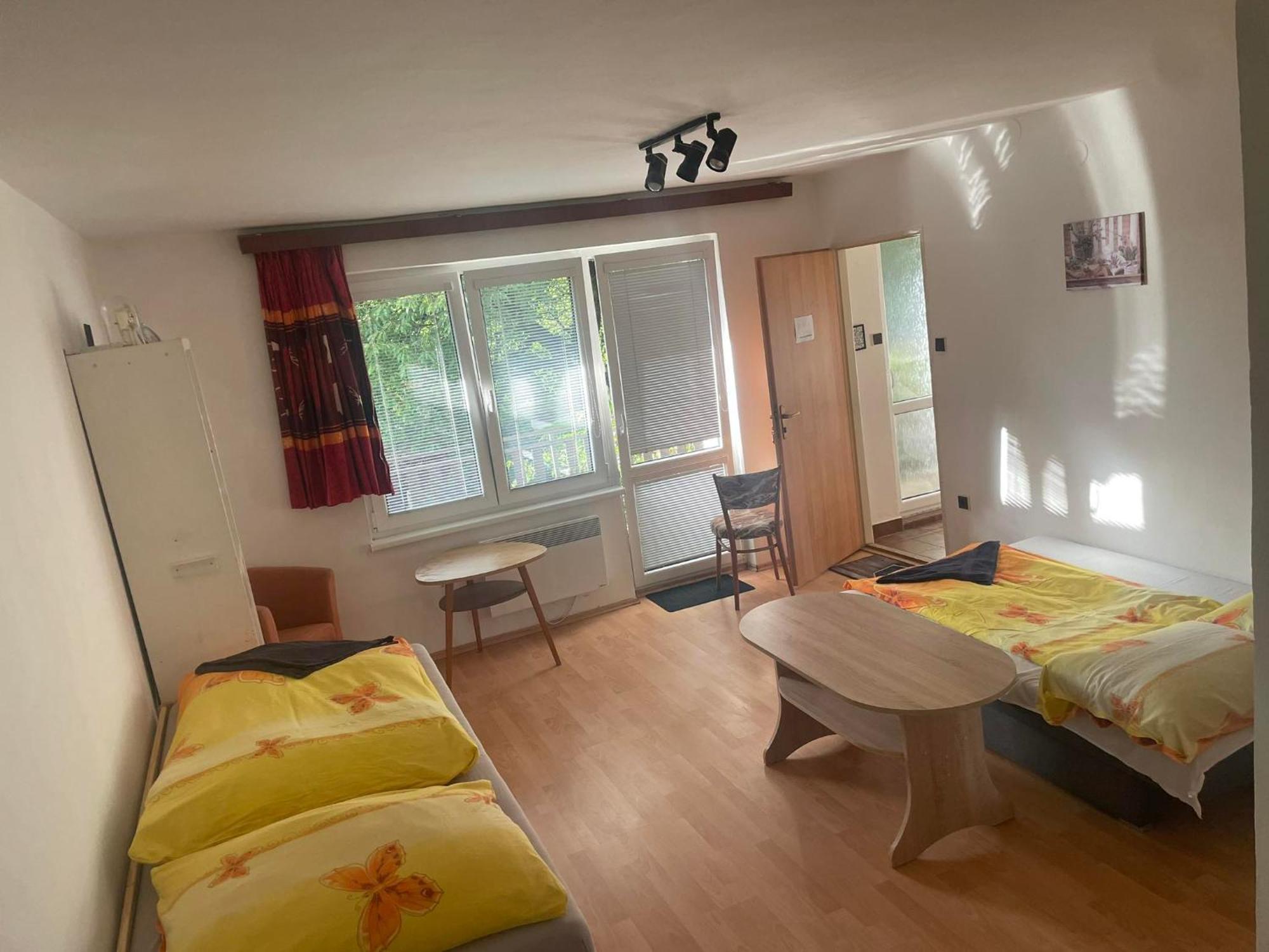 Hotel Penzion Fontána Náměšť nad Oslavou Esterno foto